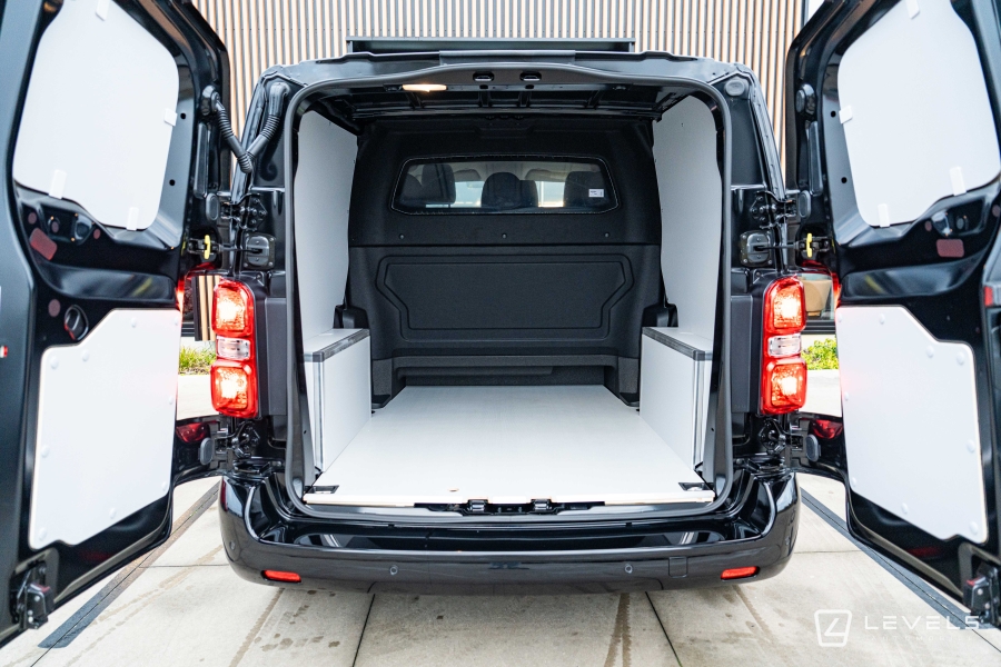 Utilitaire Citroën Jumpy Double Cabine 6 Places M BlueHDI 180 Ch EAT8 - 33325 €HT