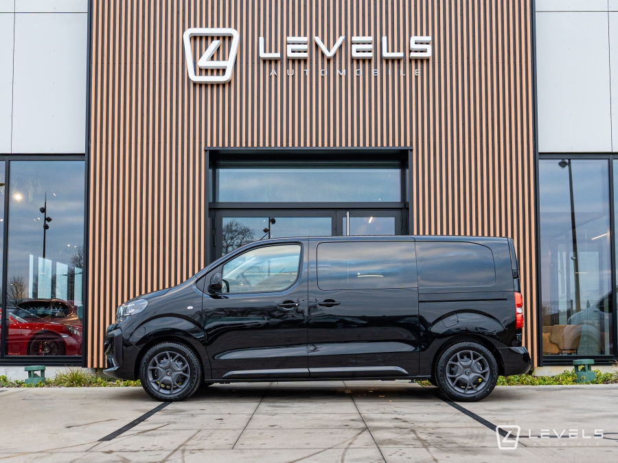 Utilitaire Citroën Jumpy Double Cabine 6 Places M BlueHDI 180 Ch EAT8 - 33325 €HT