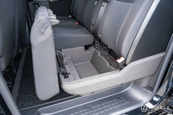 Utilitaire Citroën Jumpy Double Cabine 6 Places M BlueHDI 180 Ch EAT8 - 33325 €HT