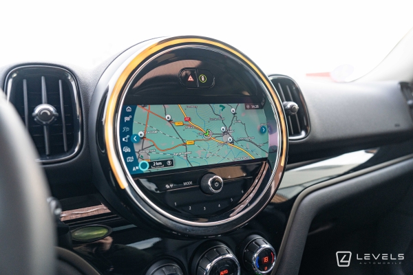 MINI COUNTRYMAN COOPER 136 ch Premium Plus BVA7