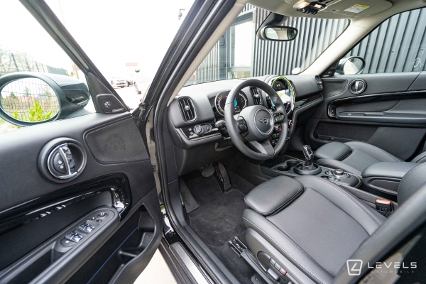 MINI COUNTRYMAN COOPER 136 ch Premium Plus BVA7