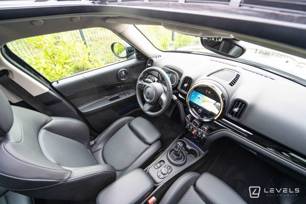 MINI COUNTRYMAN COOPER 136 ch Premium Plus BVA7