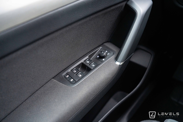  Volkswagen  TOURAN 1.5 TSI EVO 150 Ch Life Plus DSG7 7 Places