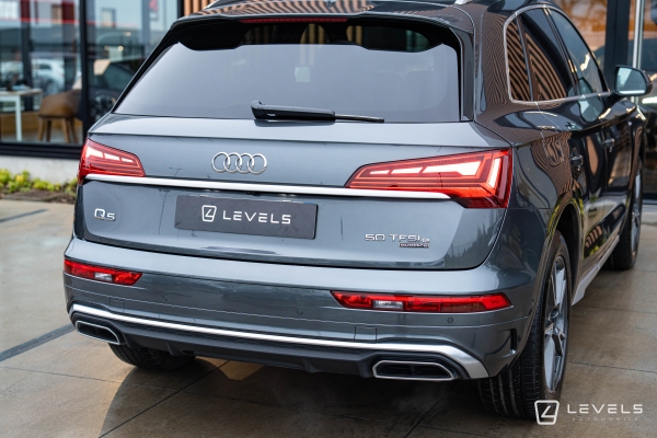 Audi Q5 50 TFSIe 299 CH QUATTRO S LINE S-TRONIC 