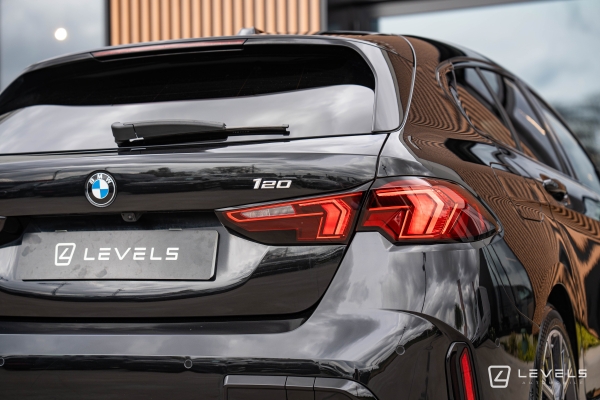 BMW SERIE 1 (F70) 120i 170ch M Sport DKG7