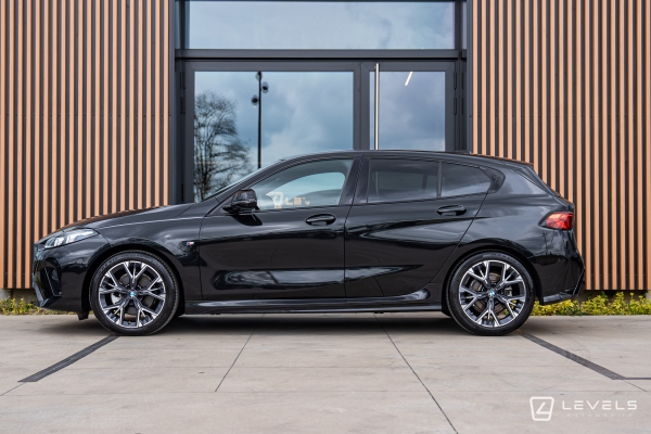 BMW SERIE 1 (F70) 120i 170ch M Sport DKG7