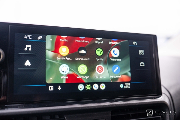 Utilitaire PEUGEOT Partner Standard 130 Ch 1.5 EAT8 - 19158 € HT