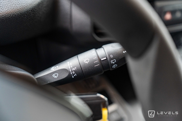 Utilitaire PEUGEOT Partner Standard 130 Ch 1.5 EAT8 - 19158 € HT