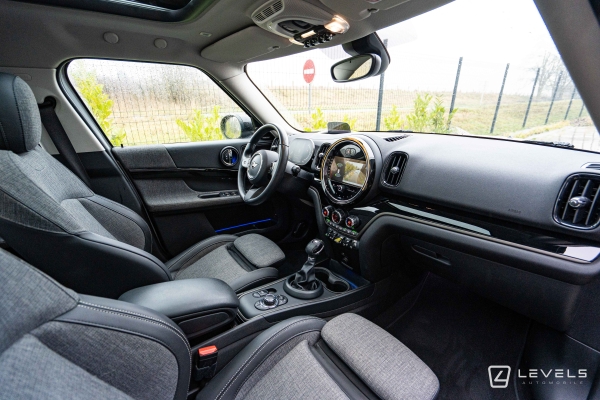 MINI COUNTRYMAN COOPER SE 125+95 Ch ALL4 Premium Plus BVA6