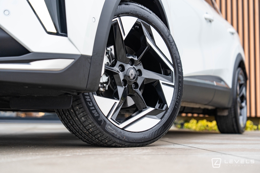 Renault Symbioz 1.6 E-TECH FULL HYBRID 145Ch ICONIC