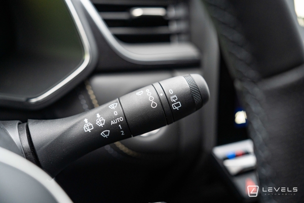 Renault Symbioz 1.6 E-TECH FULL HYBRID 145Ch ICONIC