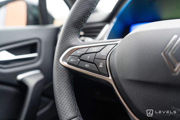 Renault Symbioz 1.6 E-TECH FULL HYBRID 145Ch ICONIC