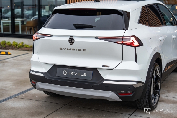 Renault Symbioz 1.6 E-TECH FULL HYBRID 145Ch ICONIC