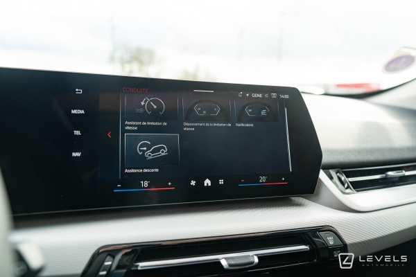 BMW X1 xDrive 30e Business Design DKG7