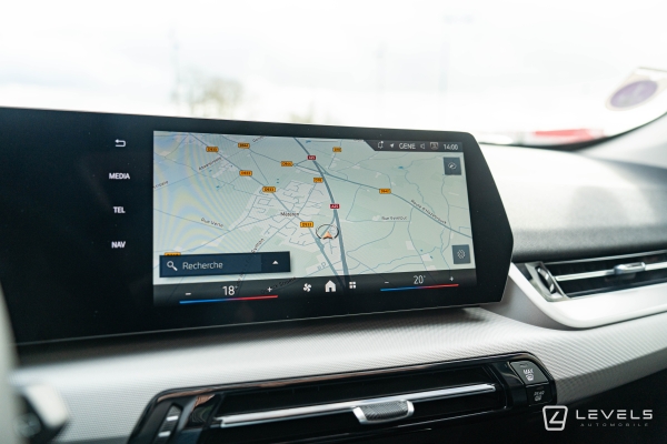 BMW X1 xDrive 30e Business Design DKG7