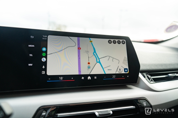 BMW X1 xDrive 30e Business Design DKG7