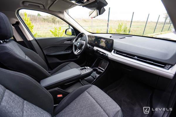 BMW X1 xDrive 30e Business Design DKG7