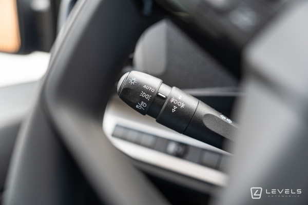 Utilitaire Citroen Jumpy XL 2.0 HDI 180 BVA Cabine approfondie 5 Places - 33158€ HT