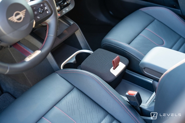 MINI COUNTRYMAN C 170 Ch Finition JCW BVA7