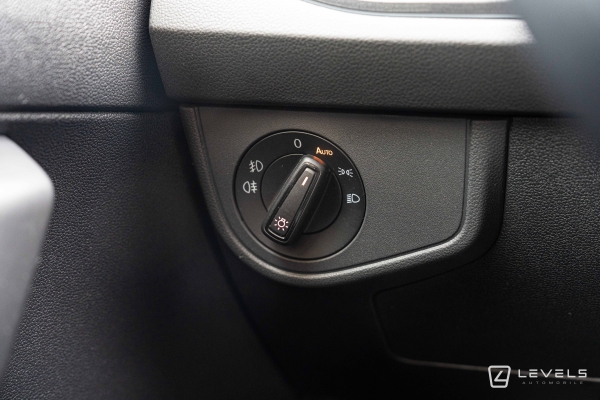  Volkswagen POLO 1.0 TSI 110 R-LINE