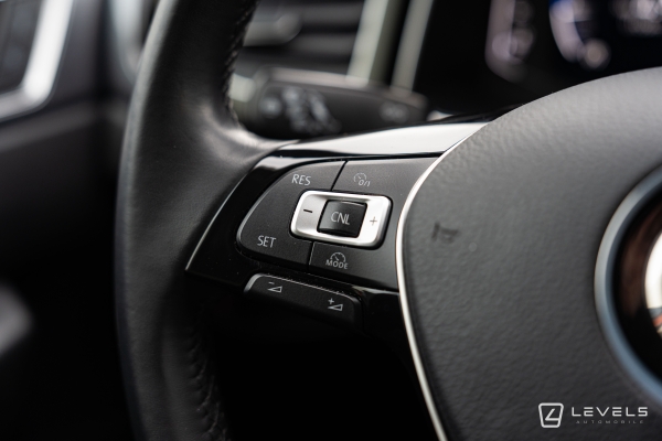  Volkswagen POLO 1.0 TSI 110 R-LINE