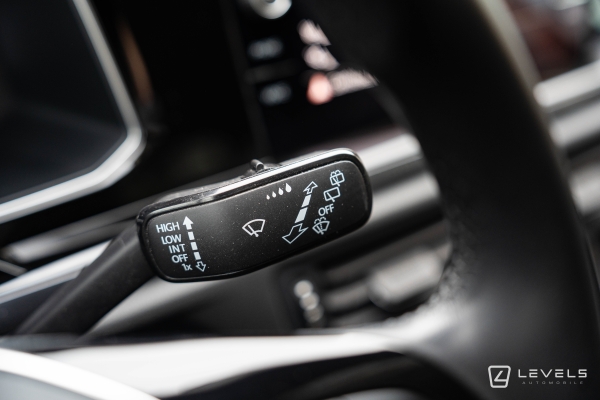  Volkswagen POLO 1.0 TSI 110 R-LINE