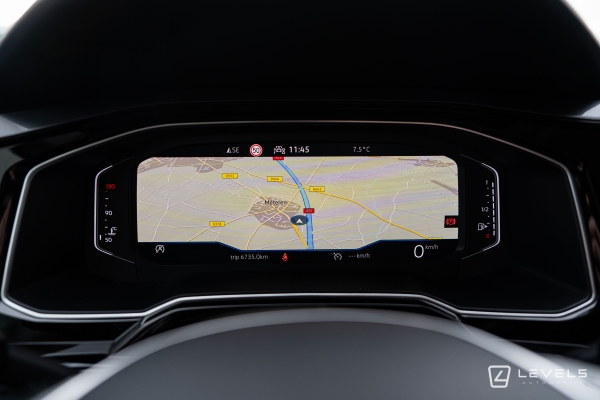  Volkswagen POLO 1.0 TSI 110 R-LINE