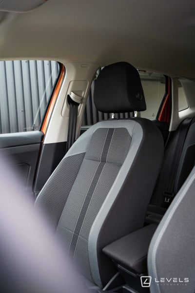  Volkswagen POLO 1.0 TSI 110 R-LINE