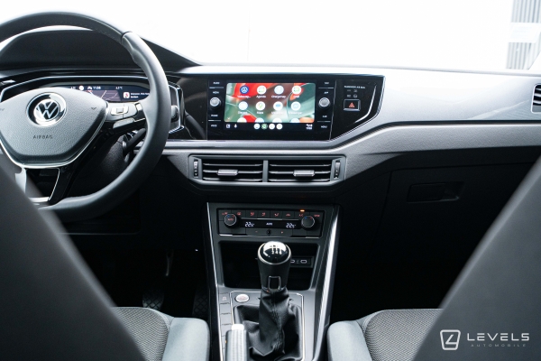  Volkswagen POLO 1.0 TSI 110 R-LINE