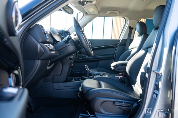 MINI COUNTRYMAN COOPER Essential 136 ch BVA7