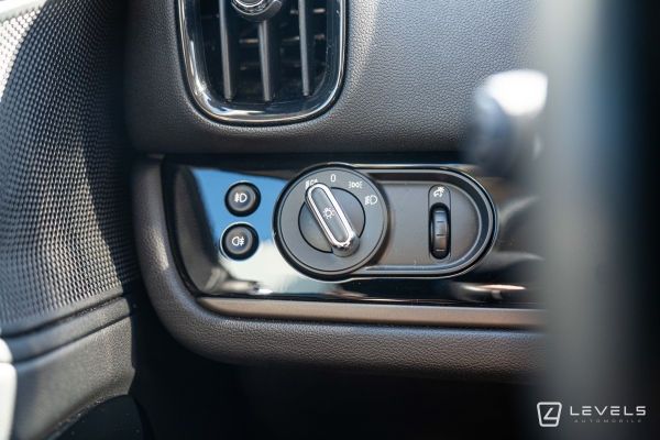 MINI COUNTRYMAN COOPER Essential 136 ch BVA7