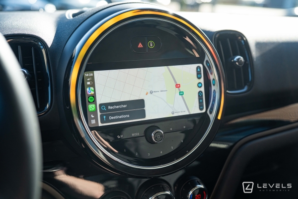 MINI COUNTRYMAN COOPER Essential 136 ch BVA7