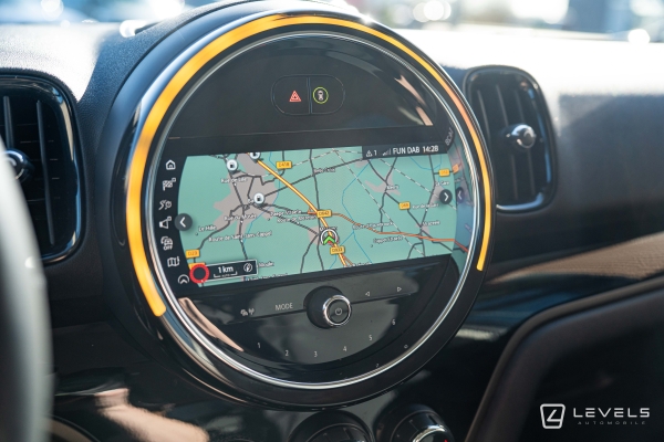 MINI COUNTRYMAN COOPER Essential 136 ch BVA7