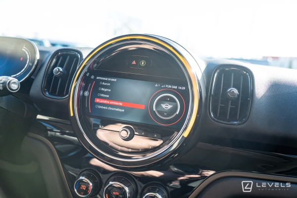 MINI COUNTRYMAN COOPER Essential 136 ch BVA7