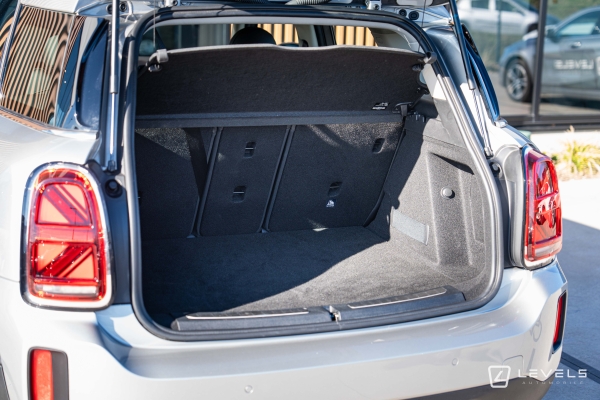 MINI COUNTRYMAN COOPER Essential 136 ch BVA7