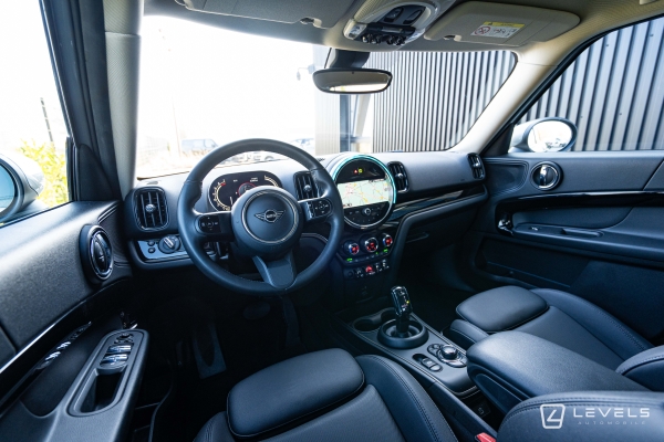 MINI COUNTRYMAN COOPER Essential 136 ch BVA7