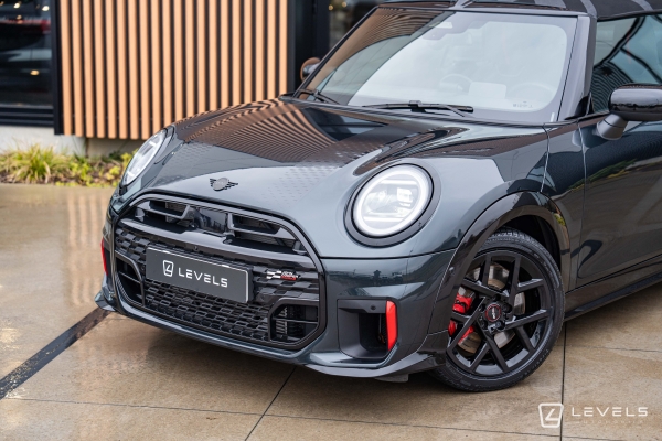 MINI John Cooper Works Cabrio 231 Ch DKG7