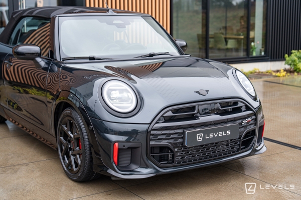 MINI John Cooper Works Cabrio 231 Ch DKG7