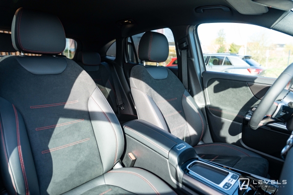 Mercedes GLA 250E AMG LINE 8G-DCT