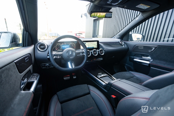 Mercedes GLA 250E AMG LINE 8G-DCT