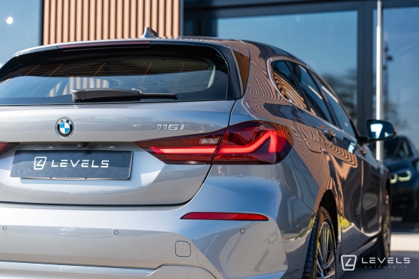 BMW SERIE 1 116i BUSINESS DESIGN BVA