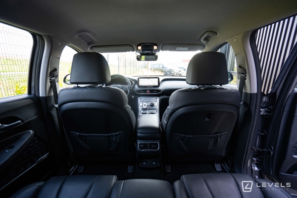 Hyundai SANTA FE 1.6 T-GDI 265 CH PHEV HTRAC BUSINESS 7 Places