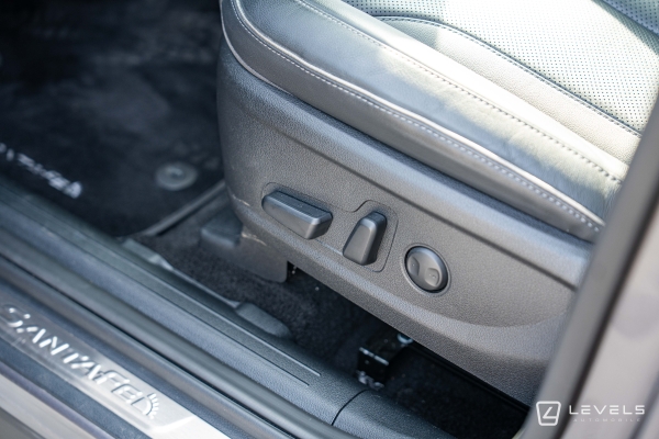 Hyundai SANTA FE 1.6 T-GDI 265 CH PHEV HTRAC BUSINESS 7 Places