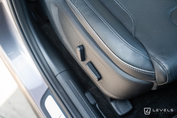 Hyundai SANTA FE 1.6 T-GDI 265 CH PHEV HTRAC BUSINESS 7 Places