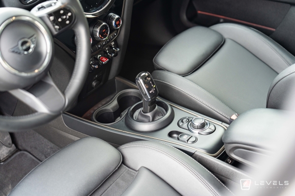 MINI COUNTRYMAN COOPER Essential 136 ch BVA7