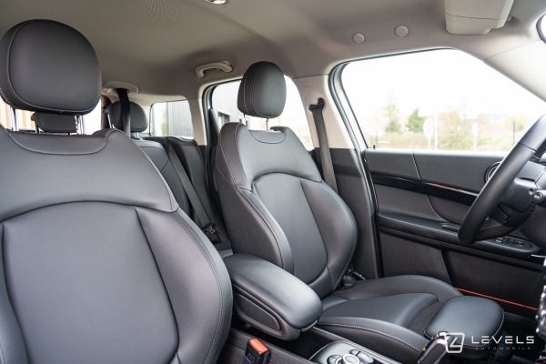 MINI COUNTRYMAN COOPER Essential 136 ch BVA7