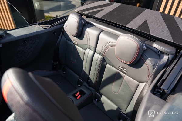 MINI John Cooper Works Cabrio 231 Ch DKG7