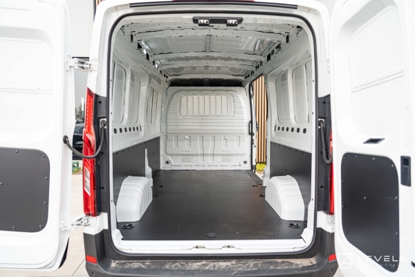 Utilitaire Maxus Deliver 9 FG L3H2 BVM6 23325 € HT