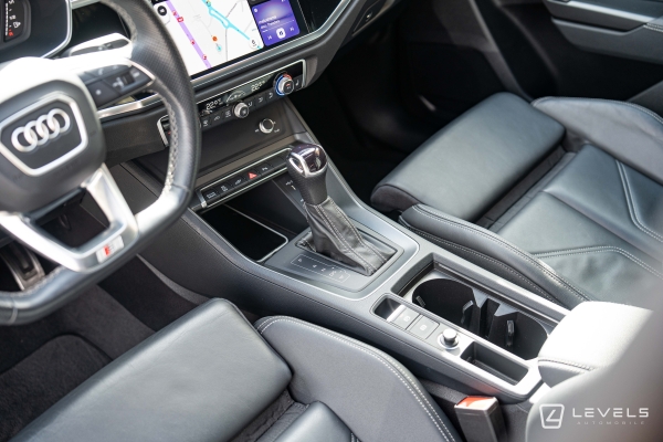 Audi Q3 45 TFSIe 245 ch S-Line S-TRONIC 6