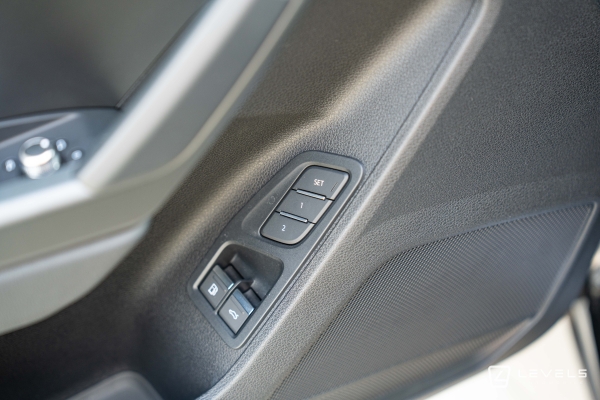 Audi Q3 45 TFSIe 245 ch S-Line S-TRONIC 6